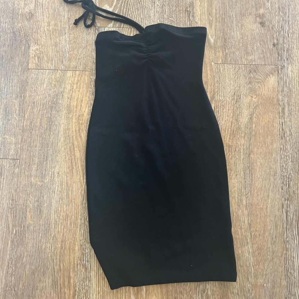 Fashion Nova body on dress